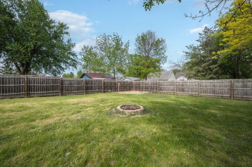 714 3rd Street N, Saint James, MN 56081