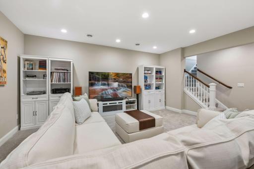 5913 Kellogg Avenue, Edina, MN 55424