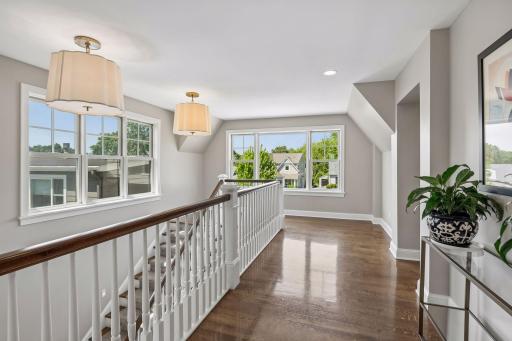 5913 Kellogg Avenue, Edina, MN 55424