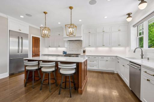 5913 Kellogg Avenue, Edina, MN 55424