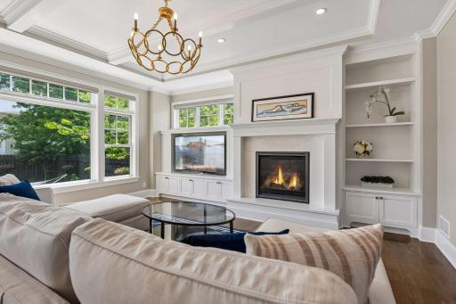 5913 Kellogg Avenue, Edina, MN 55424
