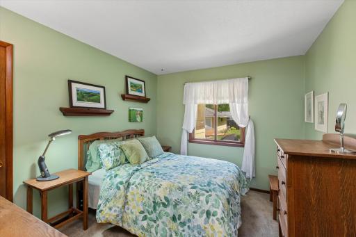 8785 Indahl Avenue S, Cottage Grove, MN 55016
