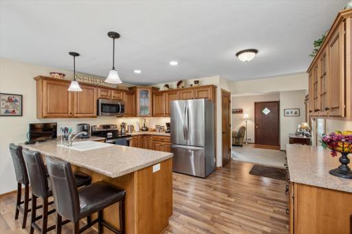 8785 Indahl Avenue S, Cottage Grove, MN 55016