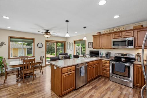 8785 Indahl Avenue S, Cottage Grove, MN 55016