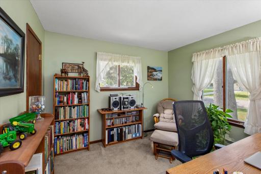 8785 Indahl Avenue S, Cottage Grove, MN 55016