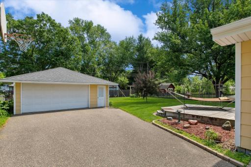 8785 Indahl Avenue S, Cottage Grove, MN 55016