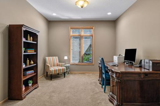 6365 Oxbow Bend, Chanhassen, MN 55317
