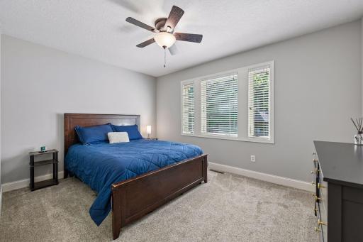 6365 Oxbow Bend, Chanhassen, MN 55317