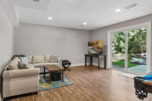 6365 Oxbow Bend, Chanhassen, MN 55317