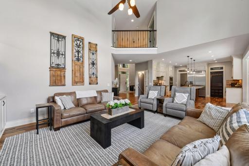 6365 Oxbow Bend, Chanhassen, MN 55317