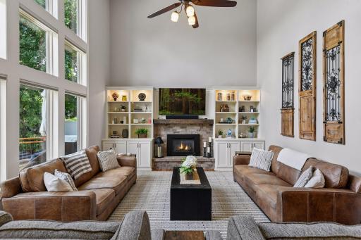6365 Oxbow Bend, Chanhassen, MN 55317