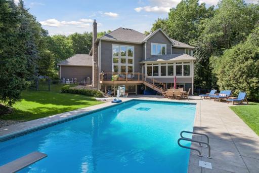 6365 Oxbow Bend, Chanhassen, MN 55317