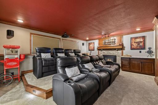 6365 Oxbow Bend, Chanhassen, MN 55317