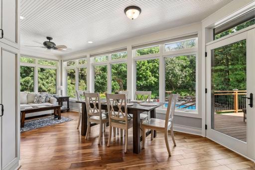 6365 Oxbow Bend, Chanhassen, MN 55317