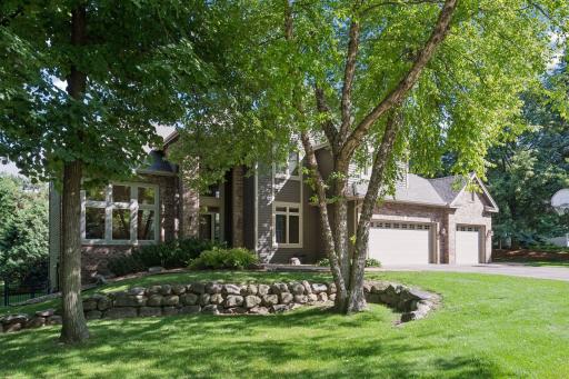 6365 Oxbow Bend, Chanhassen, MN 55317