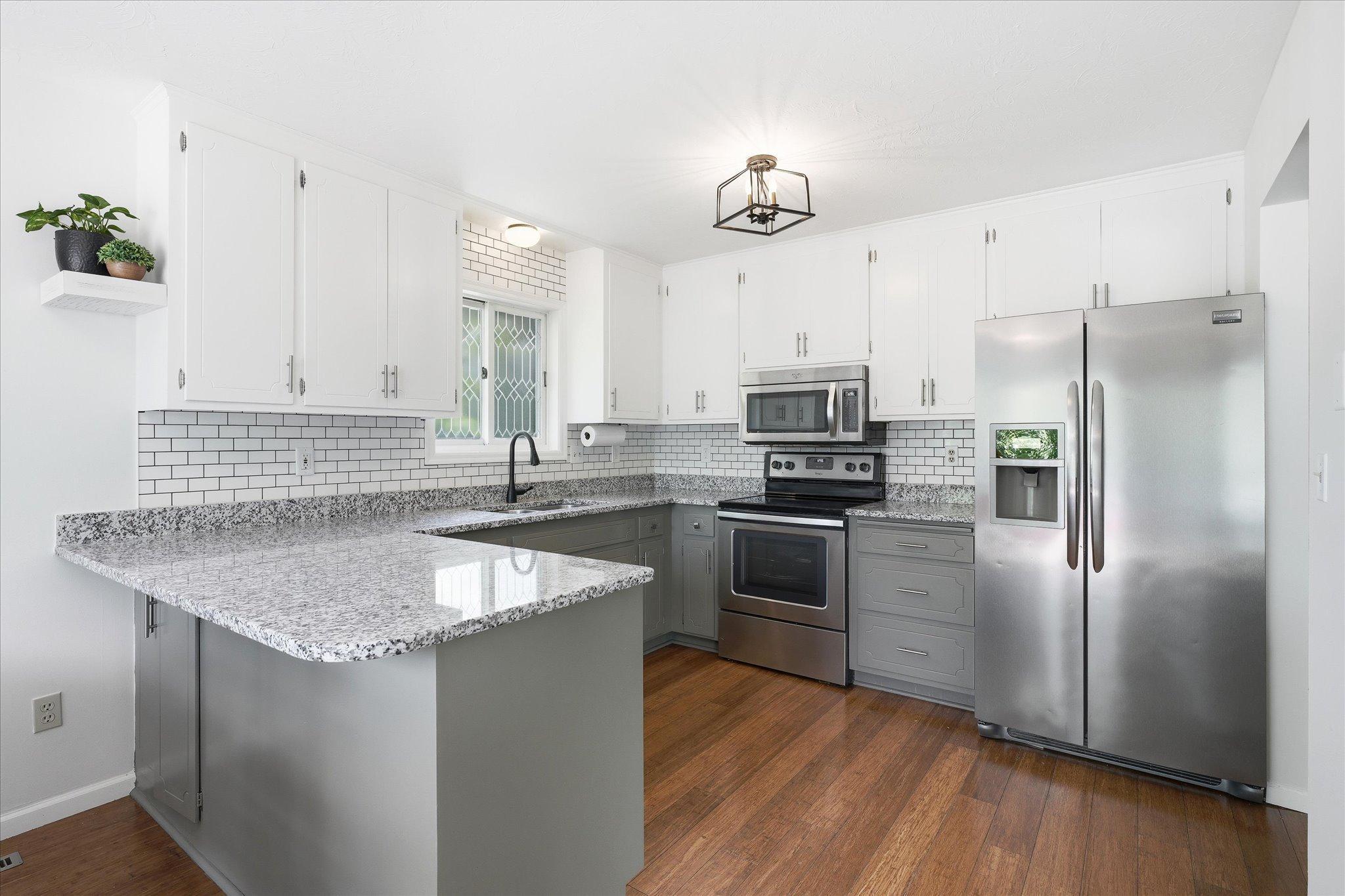 13-14319 Shore Ln NE [3046662]- 013.jpg