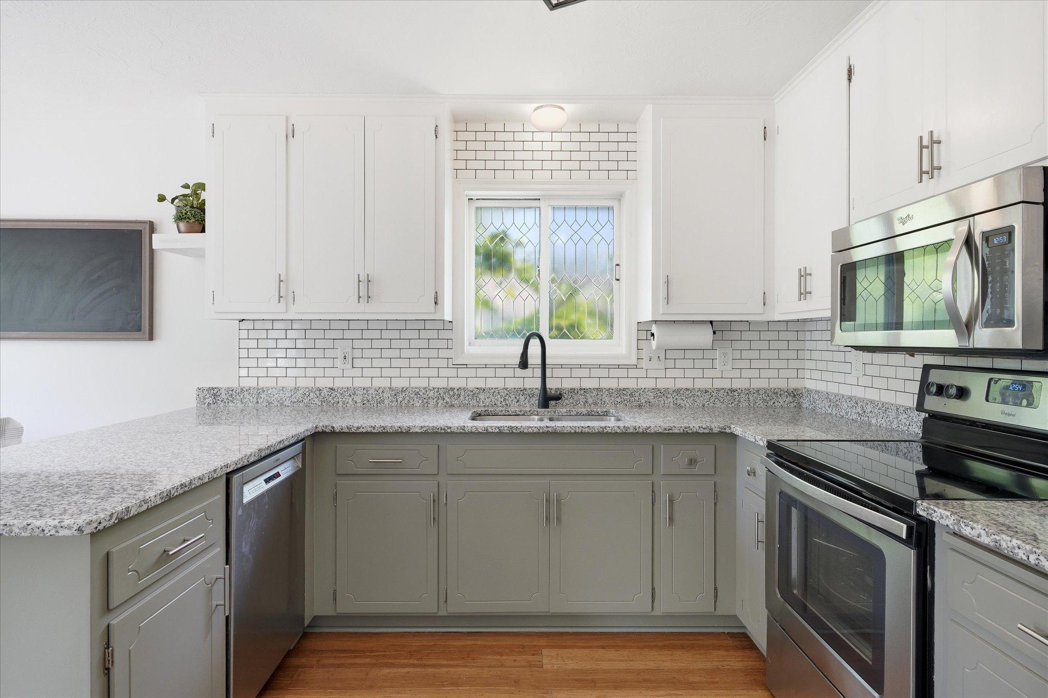 14-14319 Shore Ln NE [3046662]- 014.jpg