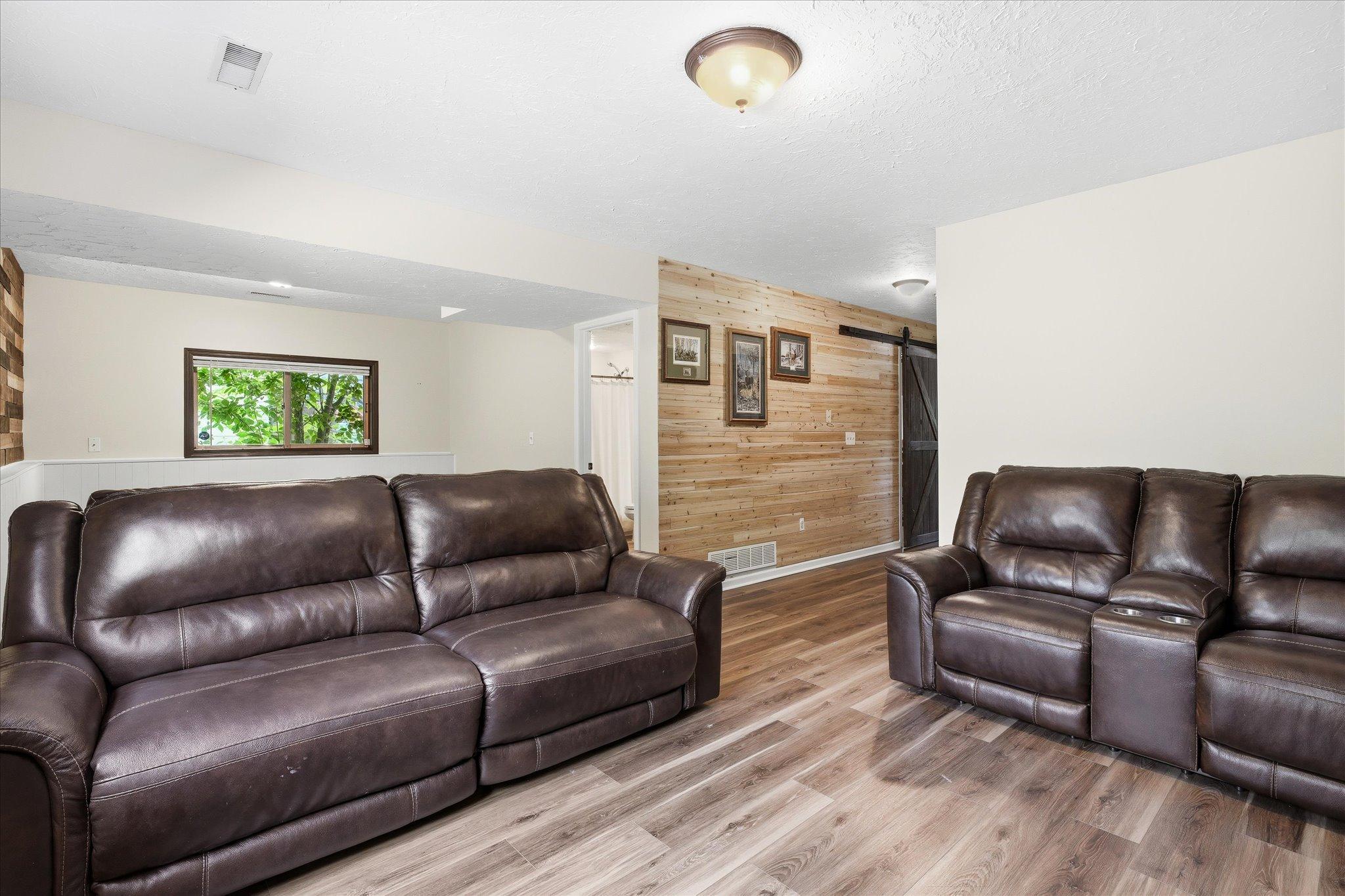 26-14319 Shore Ln NE [3046662]- 027.jpg