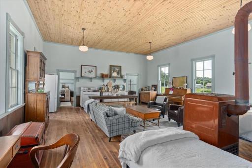 W1297 450th Avenue, Elmwood, WI 54740