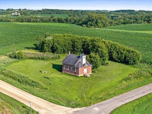 W1297 450th Avenue, Elmwood, WI 54740