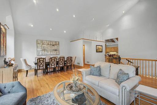 11445 Landing Road, Eden Prairie, MN 55347