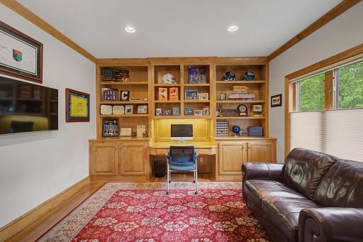 11445 Landing Road, Eden Prairie, MN 55347