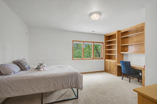 11445 Landing Road, Eden Prairie, MN 55347