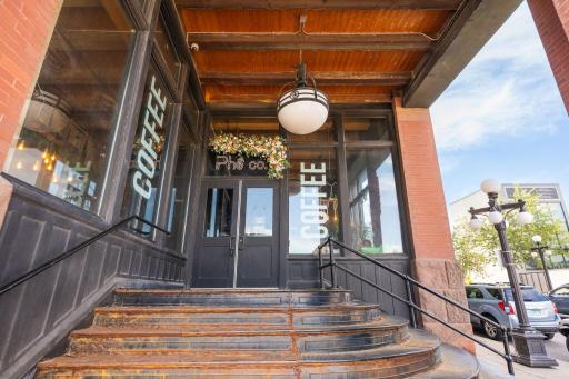 Fabulous coffee shops and restaurants in your building