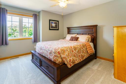 4304 Gadwall Court, Saint Paul, MN 55122