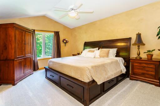 4304 Gadwall Court, Saint Paul, MN 55122