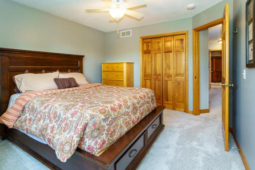 4304 Gadwall Court, Saint Paul, MN 55122