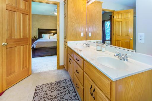 4304 Gadwall Court, Saint Paul, MN 55122