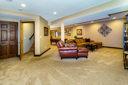 4304 Gadwall Court, Saint Paul, MN 55122