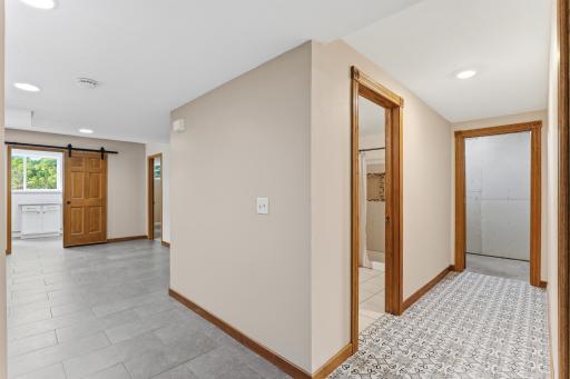 9655 Barton Trail, Inver Grove Heights, MN 55077