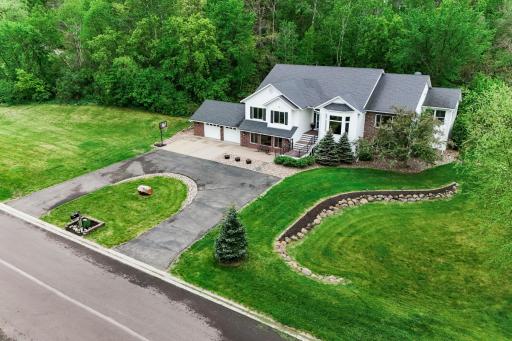 9655 Barton Trail, Inver Grove Heights, MN 55077