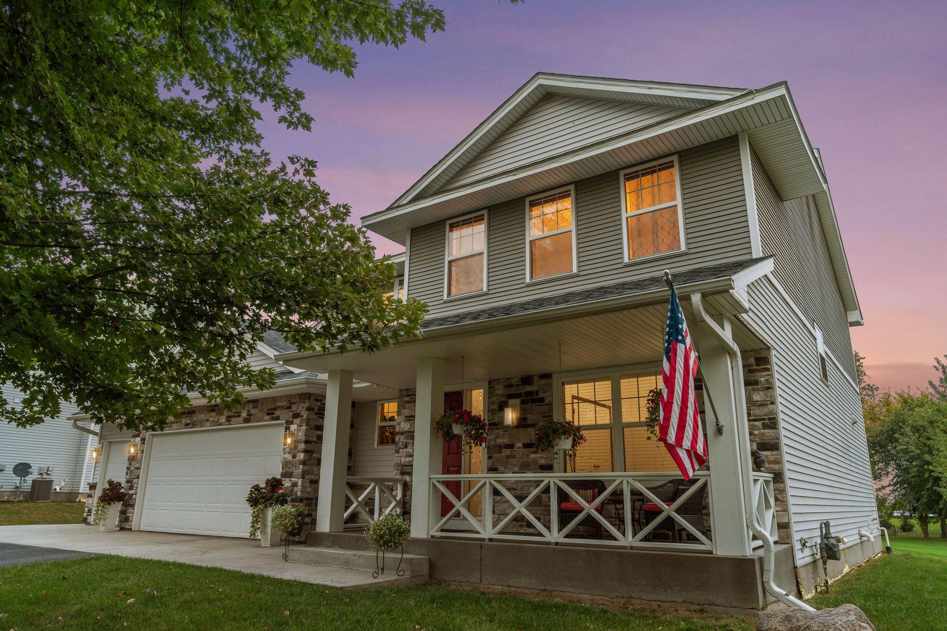 Front Porch perfect for Relaxing
