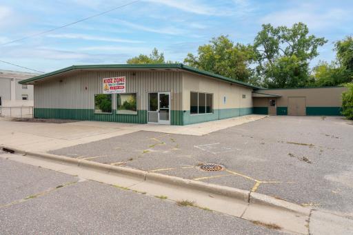 1002 Laurel Street, Brainerd, MN 56401