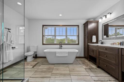 16685 Judicial Road, Lakeville, MN 55044