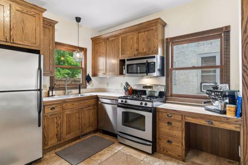 1013 20th Avenue NE, Minneapolis, MN 55418