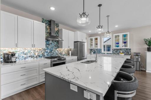 17960 Granite Court, Lakeville, MN 55044