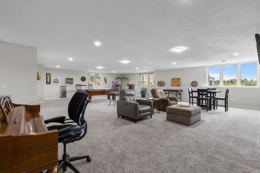17960 Granite Court, Lakeville, MN 55044