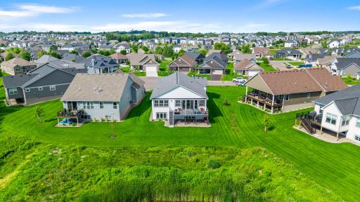 17960 Granite Court, Lakeville, MN 55044