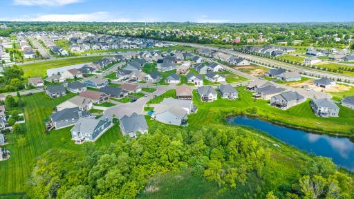 17960 Granite Court, Lakeville, MN 55044