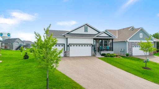 17960 Granite Court, Lakeville, MN 55044