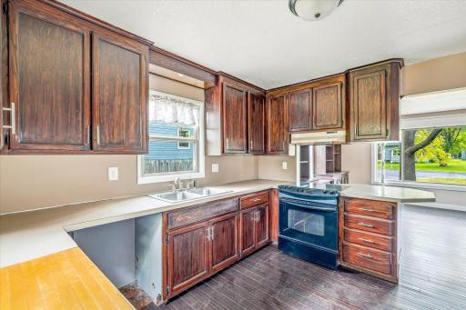 432 2nd Street SE, Braham, MN 55006