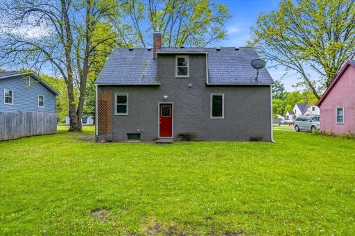 432 2nd Street SE, Braham, MN 55006