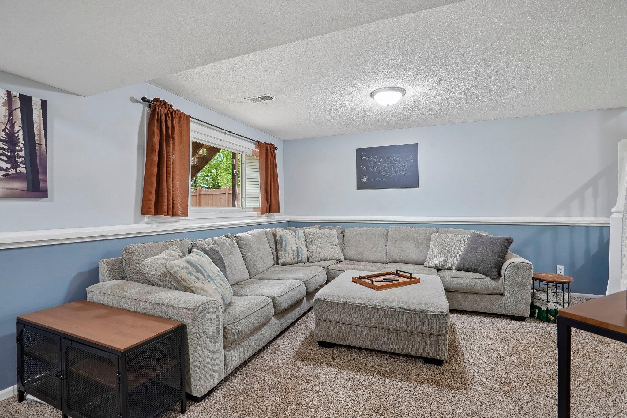 40-web-or-mls-Magnolia Ln N-S2205-040.jpg