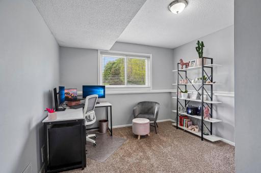 26-web-or-mls-Magnolia Ln N-S2205-026.jpg