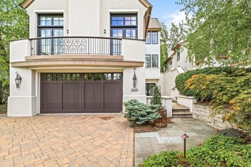Photo for 1660 Carriage Path, Golden Valley, MN 55422 - listing #7080583 1660 Carriage Path, Golden Valley, MN 55422