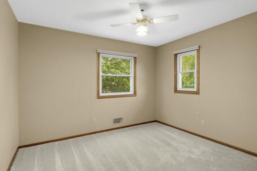 3141 Hillsboro Avenue N, Minneapolis, MN 55427